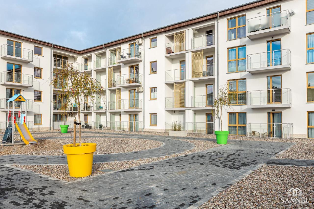 Apartament Lazure Przy Lesie-Sloneczne Tarasy Dziwnowek-Sannel Apartments For Rent ภายนอก รูปภาพ